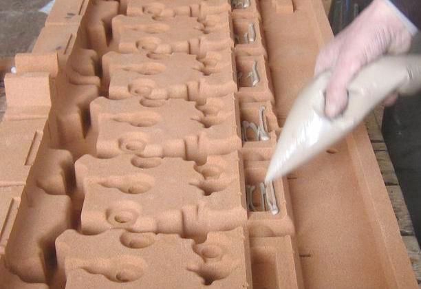 輔助材料 輔助材料